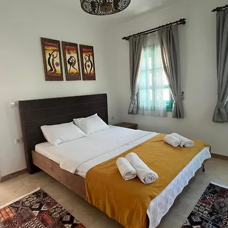 فيلة Castello *